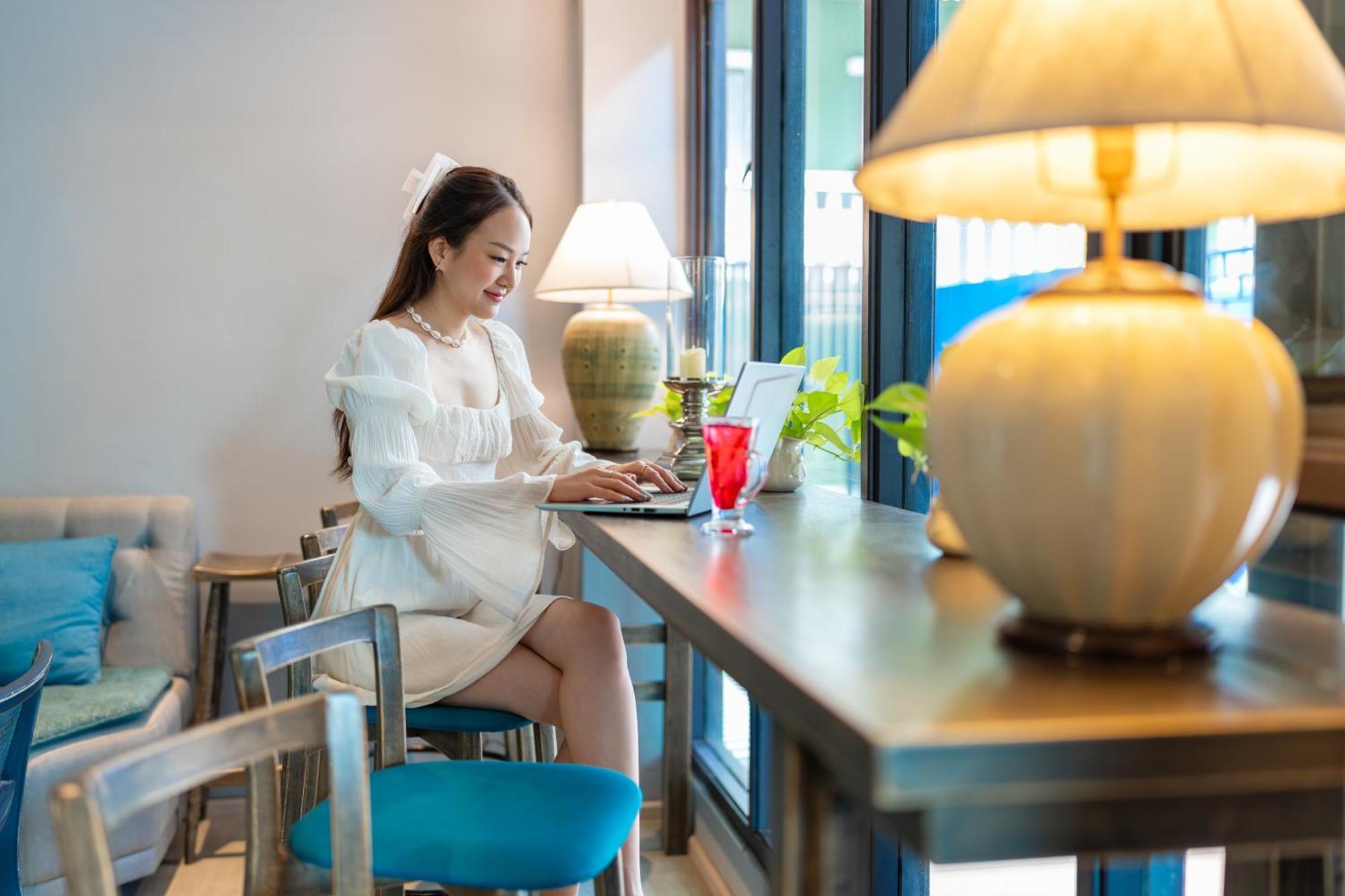 Bhukitta Boutique Hotel Phuket Town Buitenkant foto