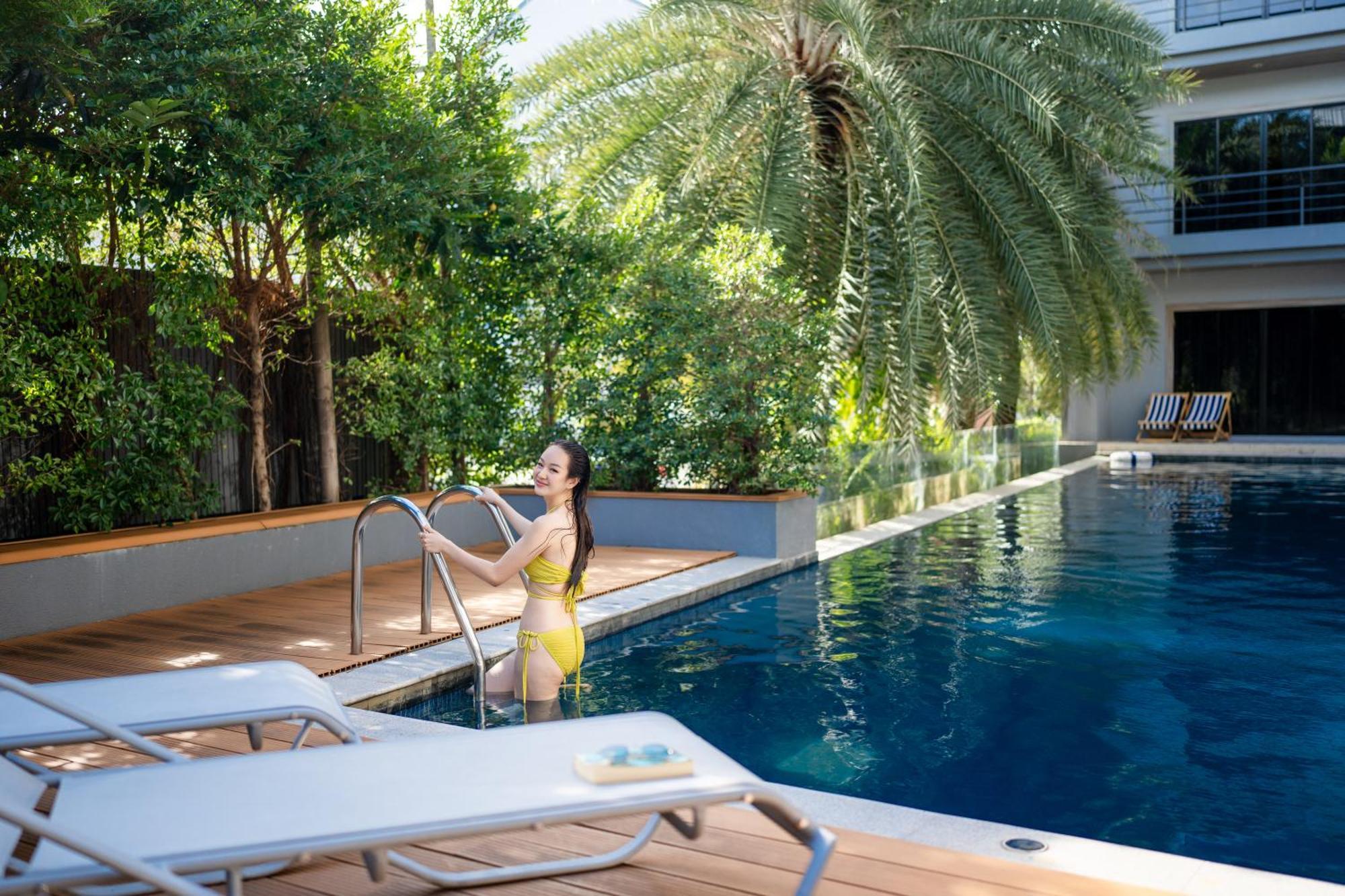 Bhukitta Boutique Hotel Phuket Town Buitenkant foto